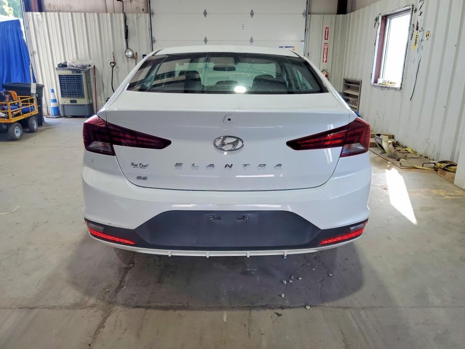 Photo 6 from auction – 2019 HYUNDAI ELANTRA with VIN 5NPD74LF2KH425505