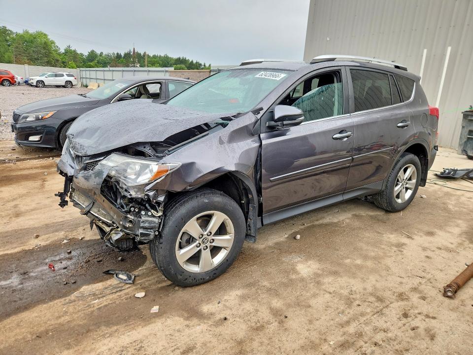 TOYOTA RAV4 2015 with VIN 2T3RFREV1FW298139 - Photo from auction