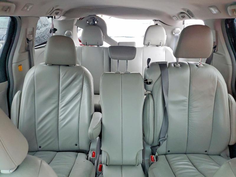 صورة رقم 10 من المزاد - 2011 TOYOTA SIENNA مع VIN 5TDYK3DC0BS030604