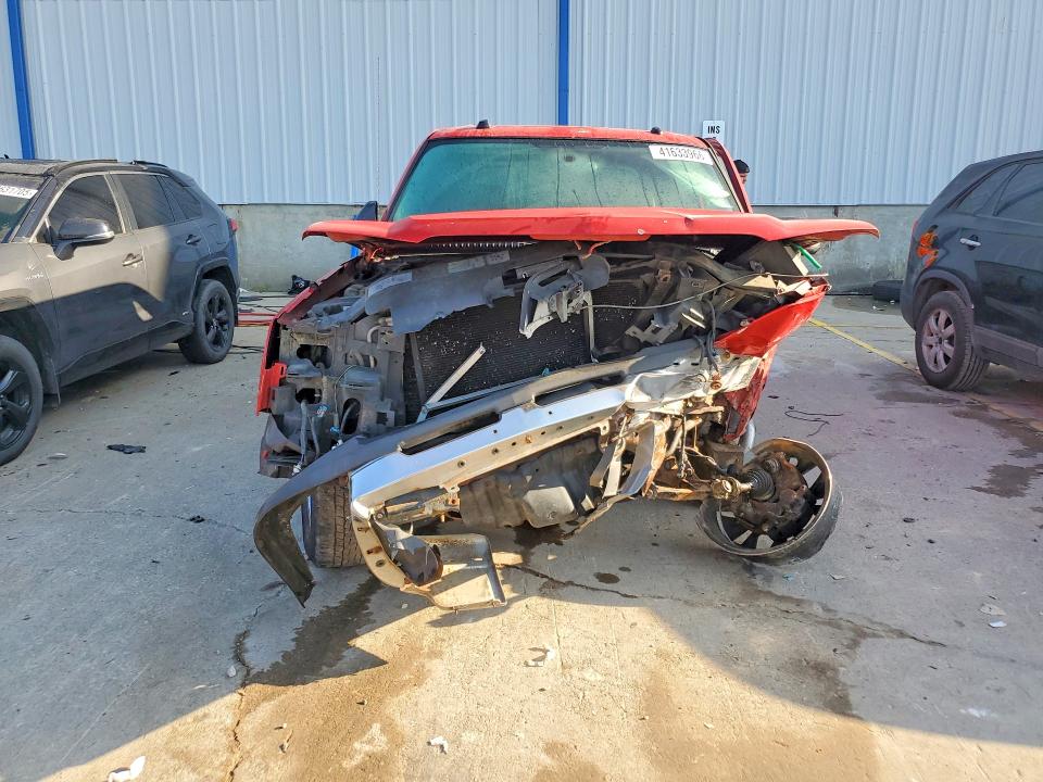 Photo 5 from auction – 2004 CHEVROLET AVALANCHE with VIN 3GNEK12T44G331055