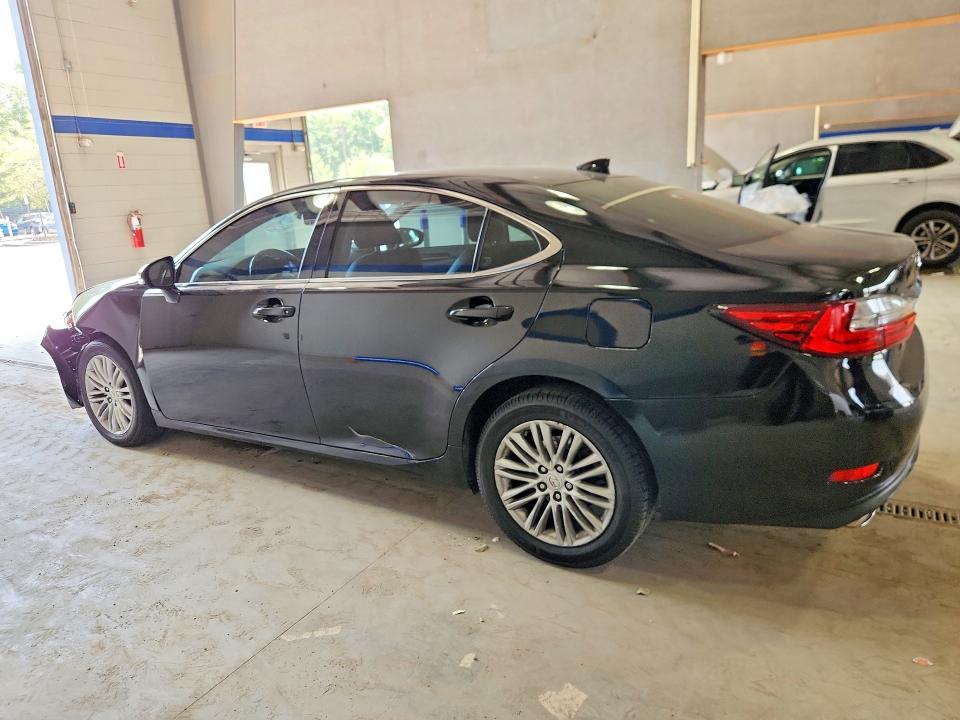 Photo 2 from auction – 2017 LEXUS ES with VIN 58ABK1GG4HU063106