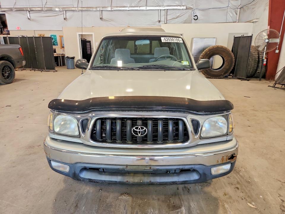 Photo 5 from auction – 2001 TOYOTA TACOMA with VIN 5TEVL52N71Z732260