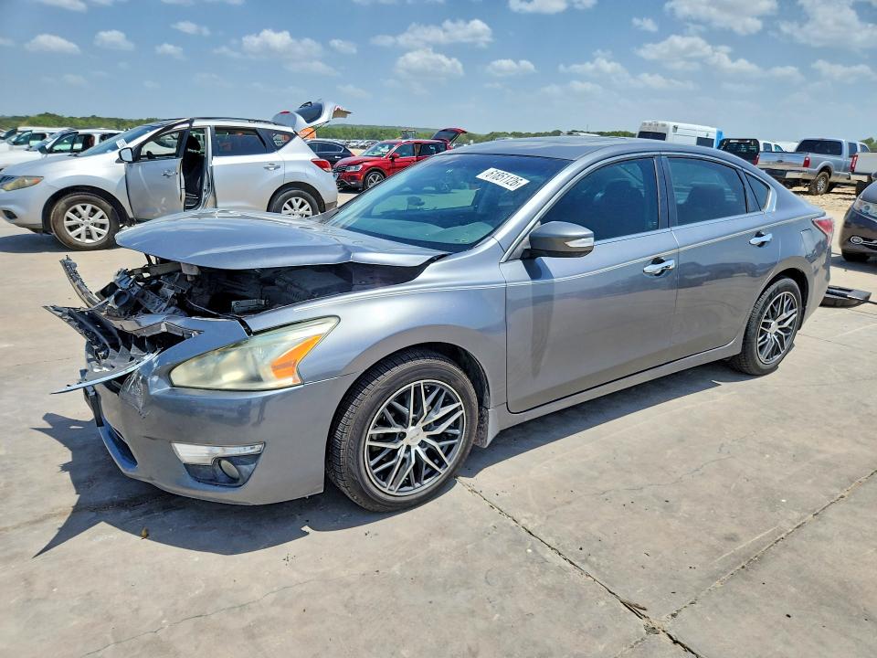NISSAN ALTIMA 2015 with VIN 1N4AL3AP5FC145315 - Photo from auction