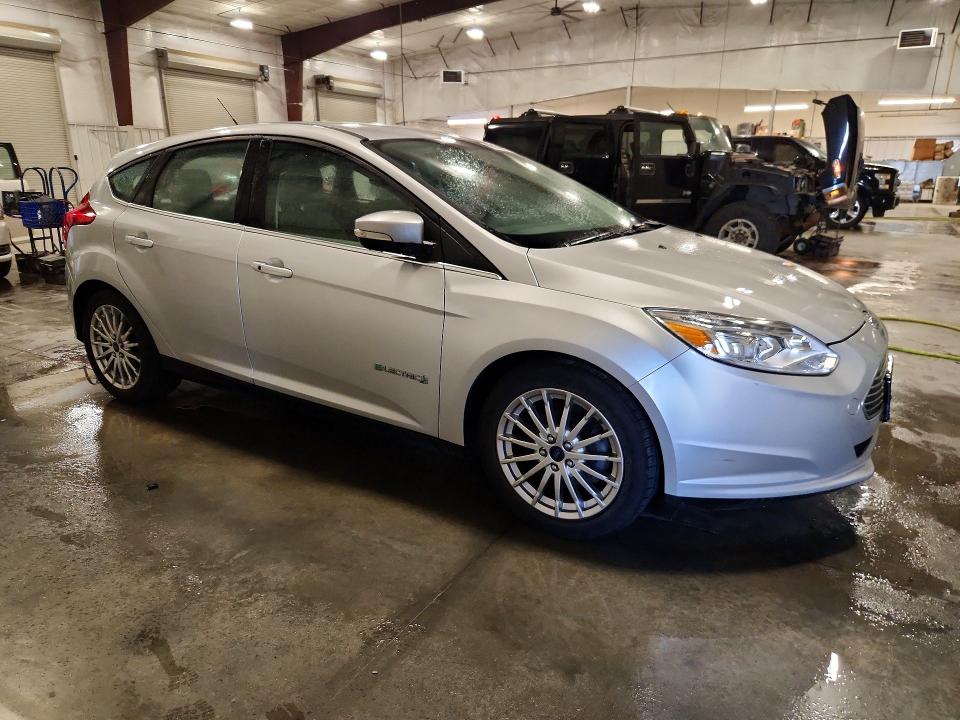 Photo 4 from auction – 2014 FORD FOCUS with VIN 1FADP3R4XEL330308