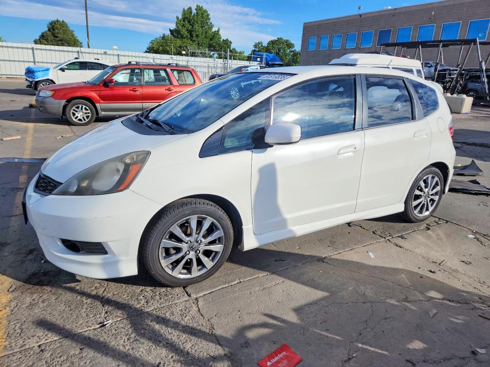 HONDA FIT 2013 with VIN JHMGE8H50DC030732 - Photo from auction