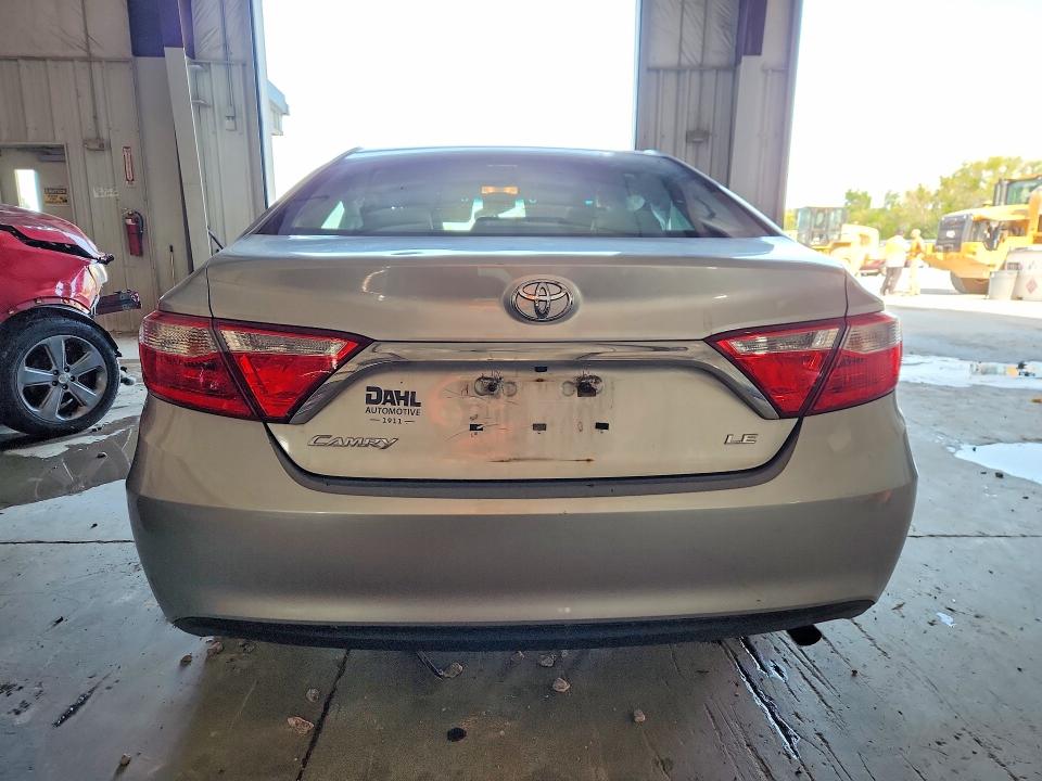 Foto 6 de la subasta – 2015 TOYOTA CAMRY con VIN 4T4BF1FK4FR503569