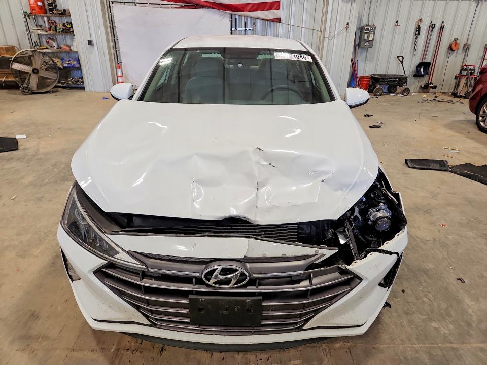 Photo 5 from auction – 2019 HYUNDAI ELANTRA with VIN 5NPD74LF0KH425812