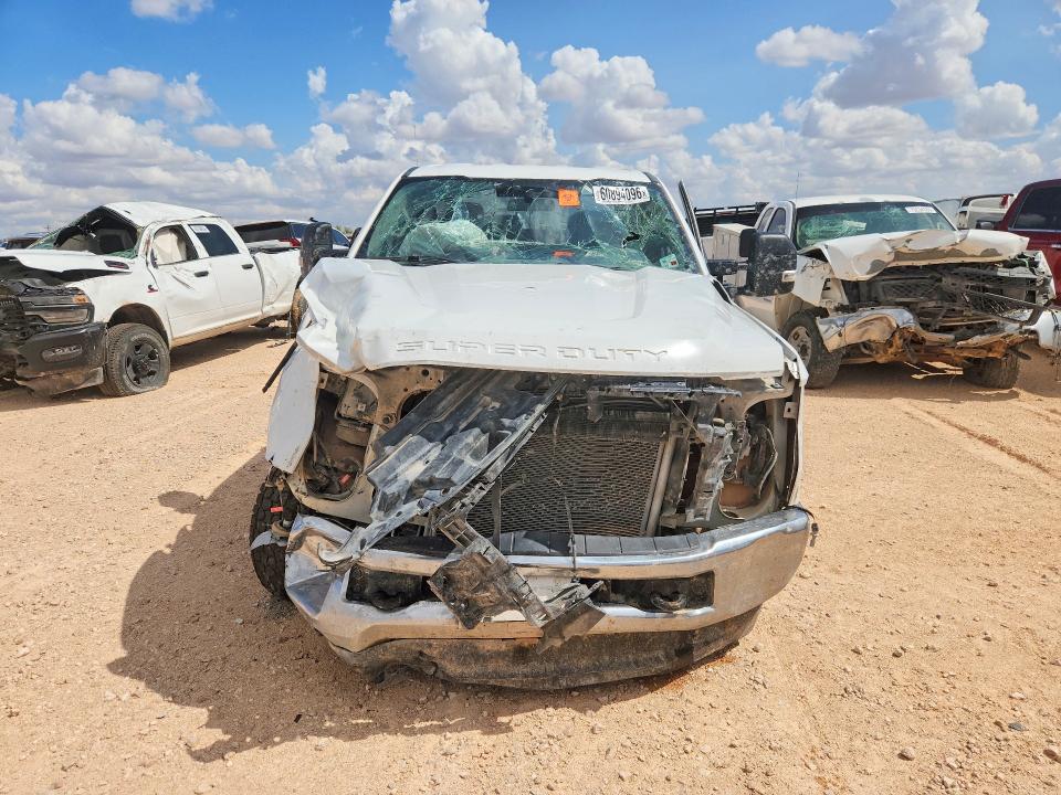 صورة رقم 5 من المزاد - 2017 FORD F250 مع VIN 1FT7W2B66HEF06716