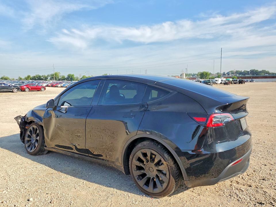 Photo 2 from auction – 2021 TESLA MODEL Y with VIN 5YJYGDEE1MF063139