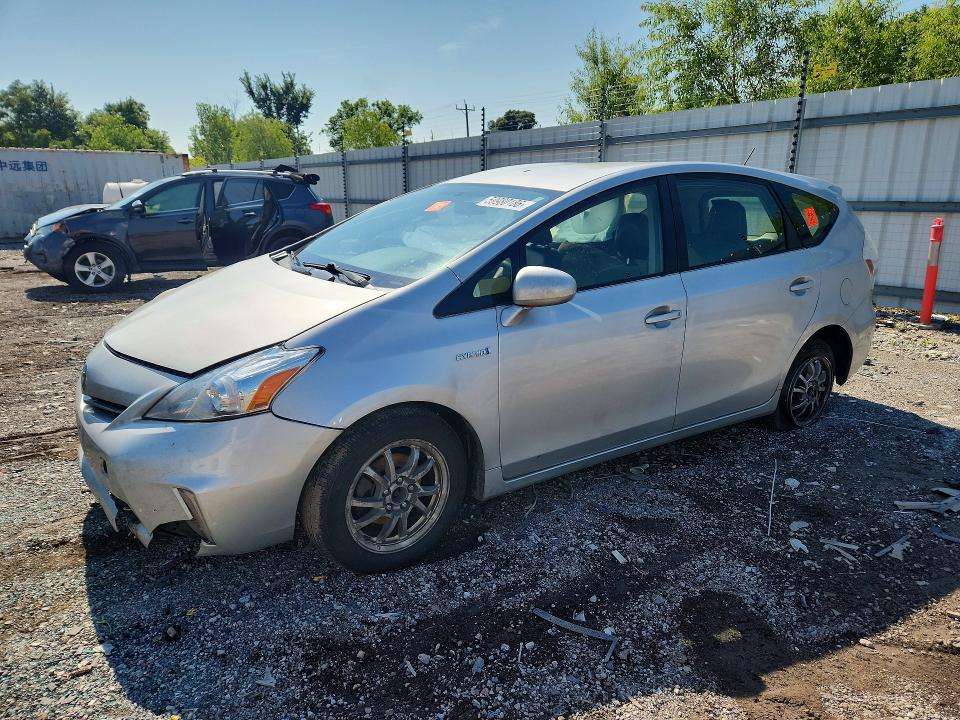 TOYOTA PRIUS V 2014 with VIN JTDZN3EU1EJ010513 - Photo from auction