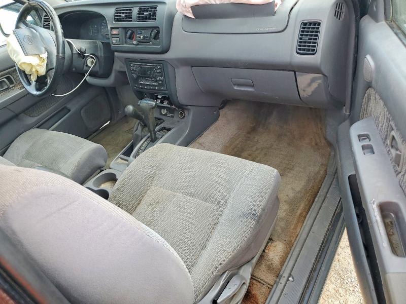 Photo 8 from auction – 1999 NISSAN FRONTIER with VIN 1N6ED26Y3XC321474