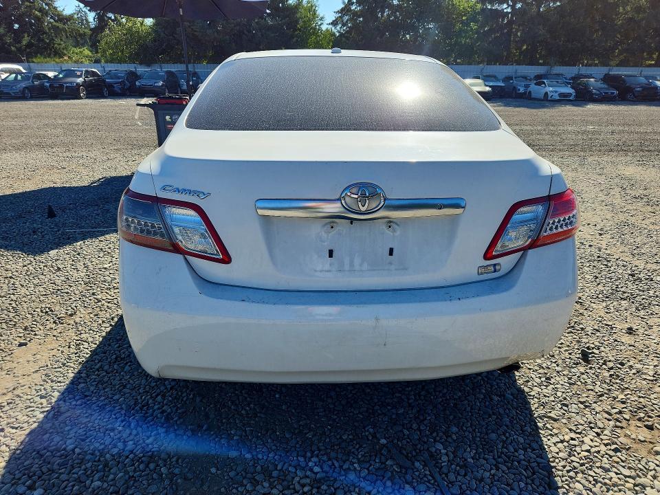 Photo 6 from auction – 2010 TOYOTA CAMRY with VIN 4T1BB3EK8AU125199