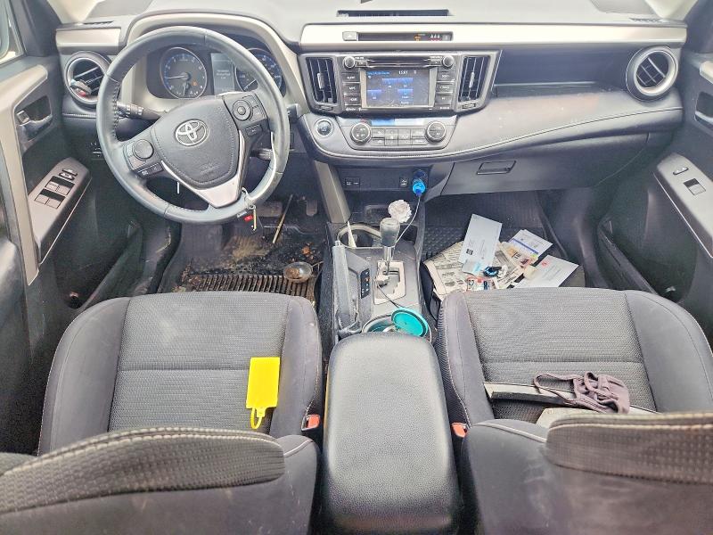 Photo 8 from auction – 2018 TOYOTA RAV4 with VIN 2T3WFREV9JW414294