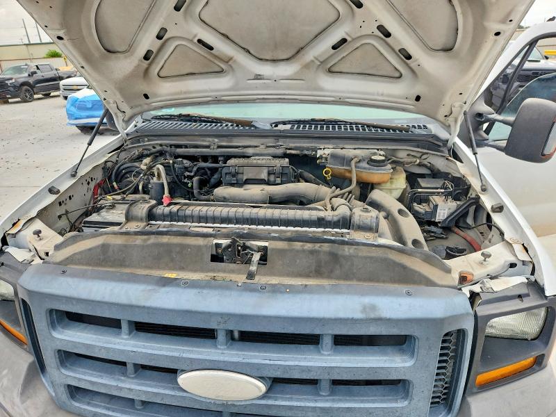 صورة رقم 11 من المزاد - 2006 FORD F250 مع VIN 1FTNF20596EA69373