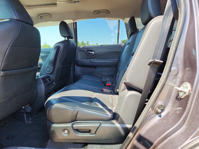 Photo 11 from auction – 2019 HONDA PILOT with VIN 5FNYF6H47KB018270