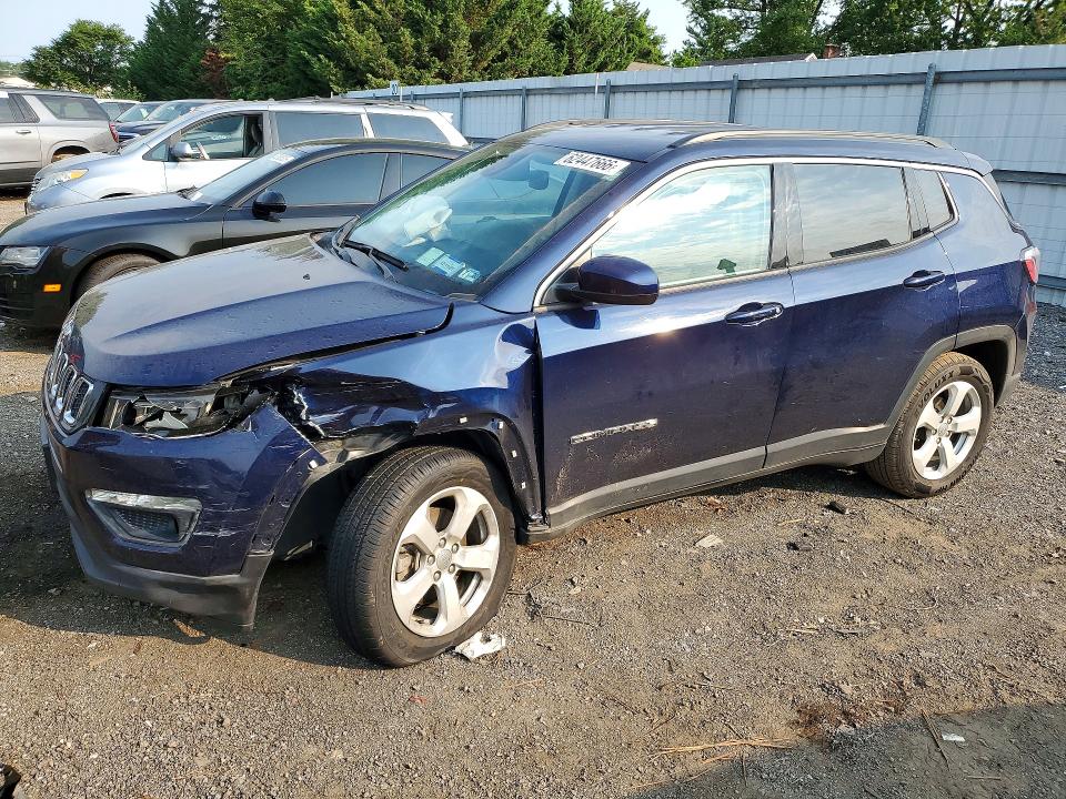 JEEP COMPASS 2019 with VIN 3C4NJDBB5KT835901 - Photo from auction
