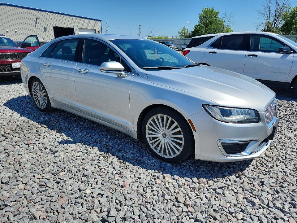 Photo 4 from auction – 2017 LINCOLN MKZ with VIN 3LN6L5E90HR606301