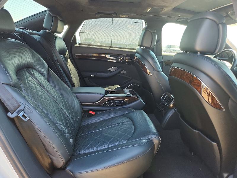 Photo 10 from auction – 2017 AUDI A8 with VIN WAU43AFD7HN007323