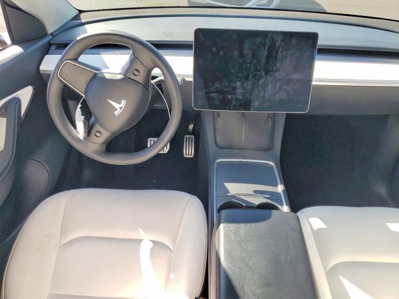 Photo 8 from auction – 2022 TESLA MODEL Y with VIN 7SAYGDEF9NF492722
