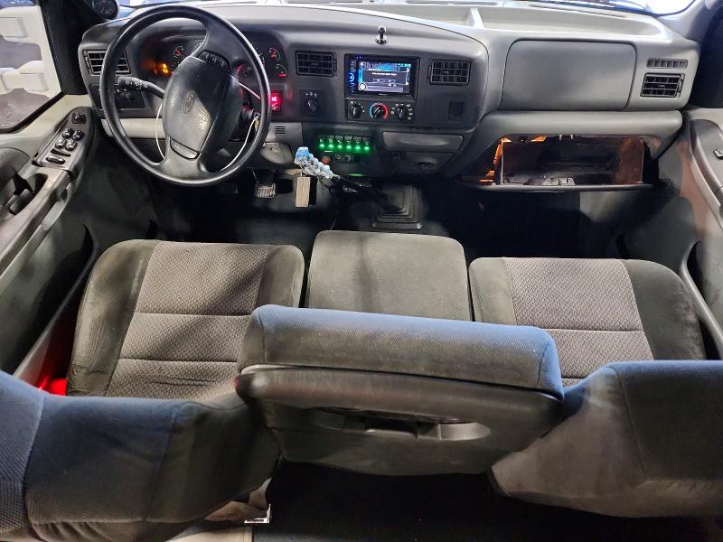 Photo 8 from auction – 2002 FORD F350 with VIN 1FTSW31F82EB95363