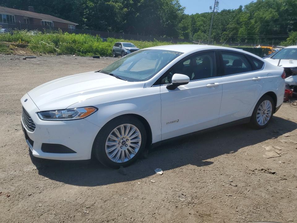FORD FUSION 2016 with VIN 3FA6P0UU1GR322634 - Photo from auction