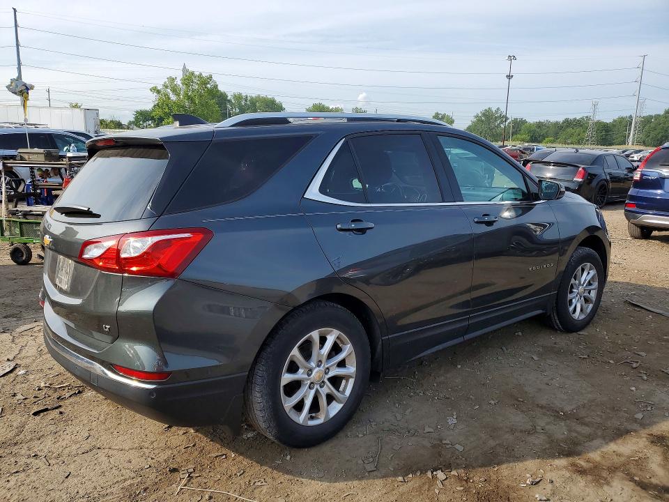 Photo 3 from auction – 2018 CHEVROLET EQUINOX with VIN 2GNAXJEV5J6280105