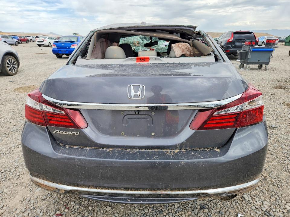 Photo 6 from auction – 2016 HONDA ACCORD with VIN 1HGCR2F86GA243703