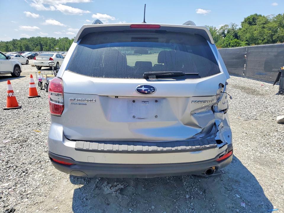 Photo 6 from auction – 2015 SUBARU FORESTER with VIN JF2SJAWC1FH829944