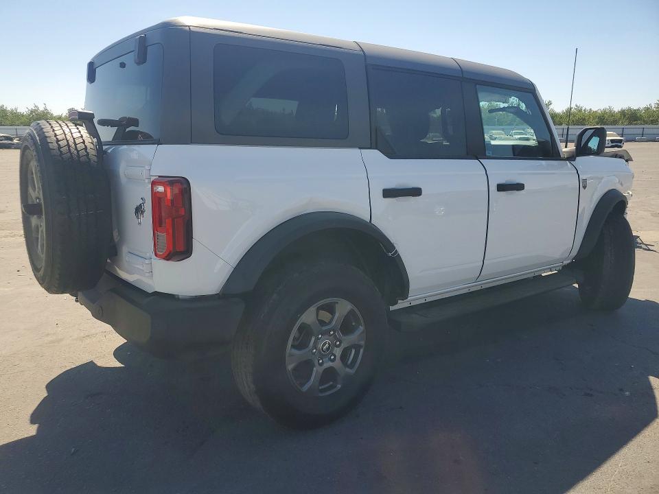 Photo 3 from auction – 2023 FORD BRONCO with VIN 1FMDE5BH8PLB70064
