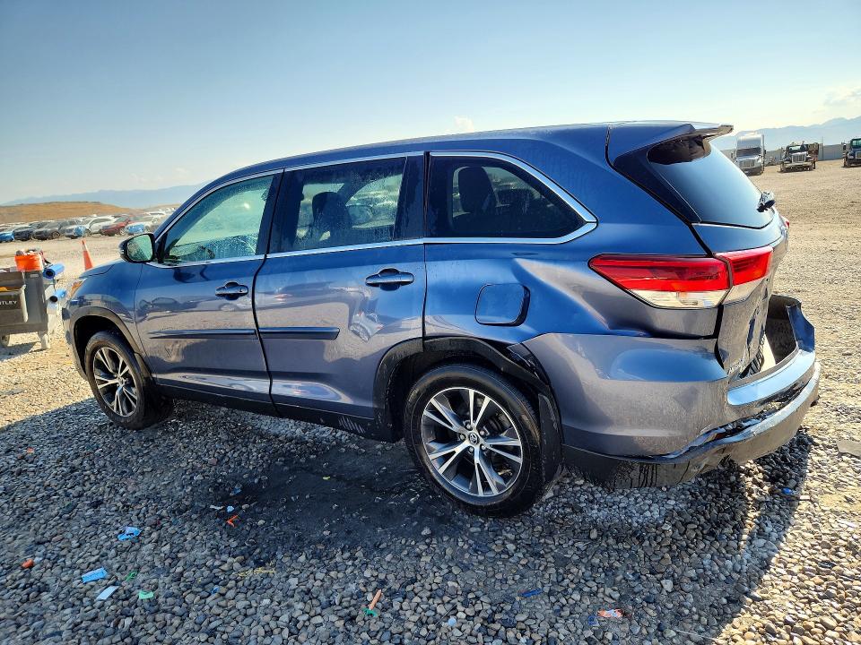 Photo 2 from auction – 2019 TOYOTA HIGHLANDER with VIN 5TDBZRFH6KS962495
