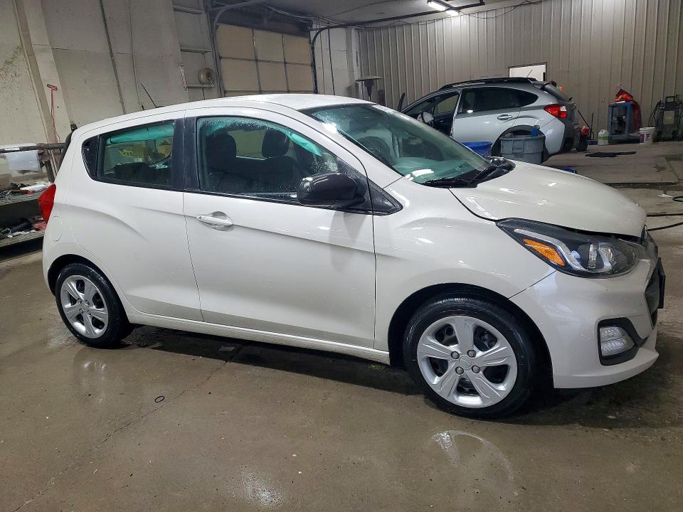 Photo 4 from auction – 2020 CHEVROLET SPARK with VIN KL8CB6SA3LC451399