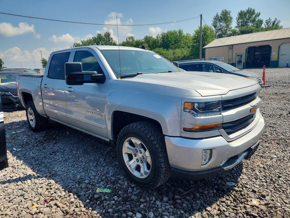 Photo 4 from auction – 2017 CHEVROLET SILVERADO with VIN 3GCUKREC1HG321524