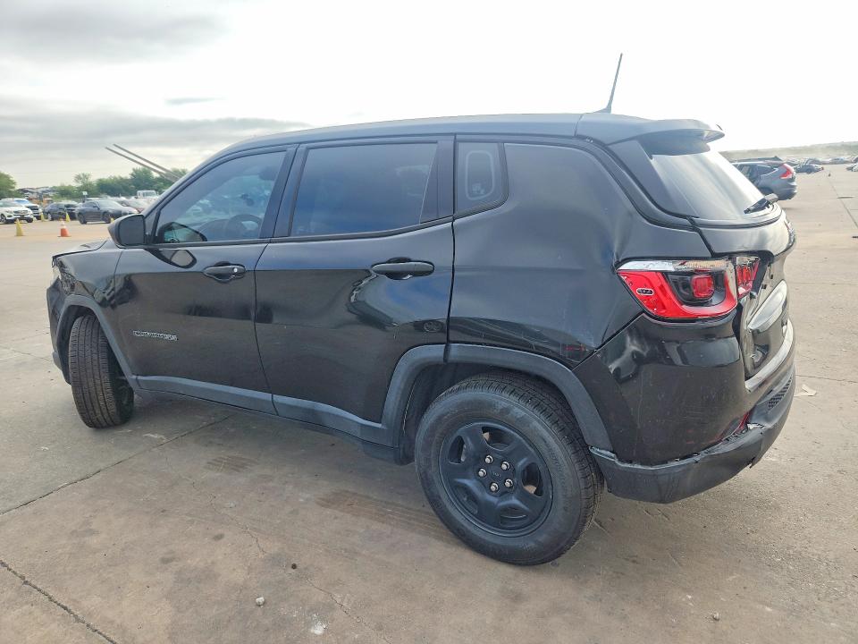 Снимка 2 от търг – 2019 JEEP COMPASS с VIN 3C4NJCAB5KT736796
