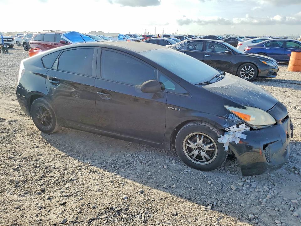 Photo 4 from auction – 2015 TOYOTA PRIUS with VIN JTDKN3DU4F1929703