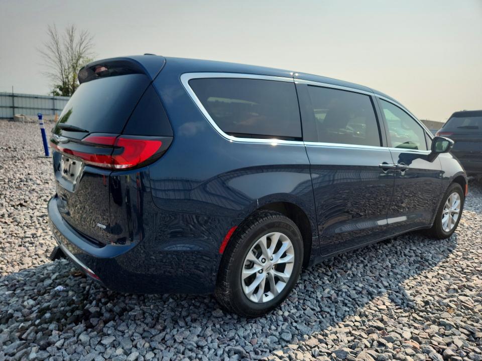 Photo 3 from auction – 2025 CHRYSLER PACIFICA with VIN 2C4RC3BG6SR521582