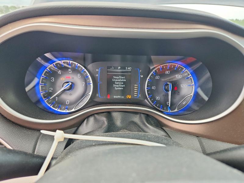 Photo 9 from auction – 2018 CHRYSLER PACIFICA with VIN 2C4RC1BG4JR188365