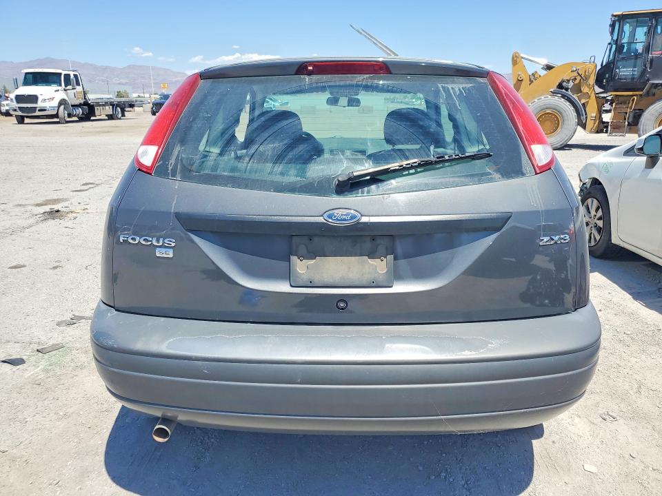 Photo 6 from auction – 2005 FORD FOCUS with VIN 3FAFP31N55R105096
