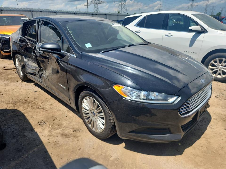 Photo 4 from auction – 2014 FORD FUSION with VIN 3FA6P0LU2ER190112