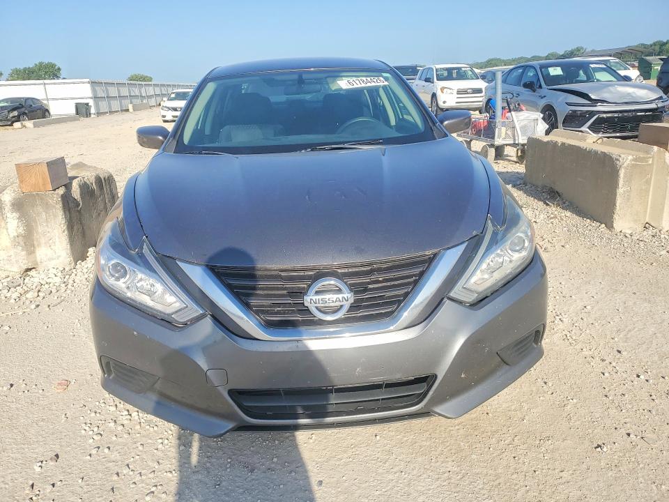 Photo 5 from auction – 2017 NISSAN ALTIMA with VIN 1N4AL3AP9HC146017