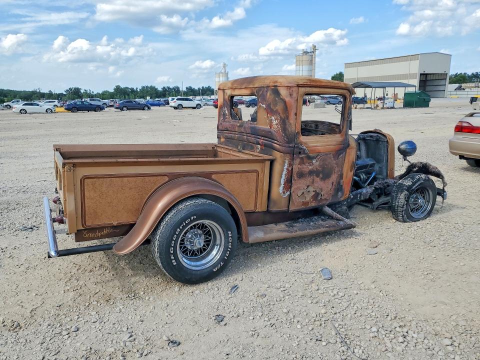 Photo 3 from auction – 1933 FORD UK with VIN DR133260M0