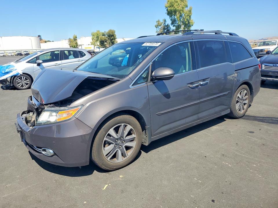 Photo 1 from auction – 2016 HONDA ODYSSEY with VIN 5FNRL5H99GB002338