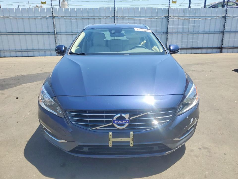 Photo 5 from auction – 2015 VOLVO V60 with VIN YV126MED8F1192212
