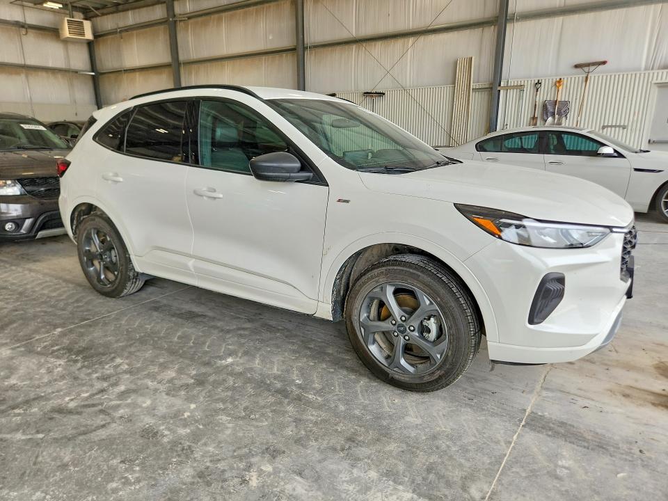Zdjęcie 4 z aukcji – 2024 FORD ESCAPE z VIN 1FMCU9MN1RUB53869