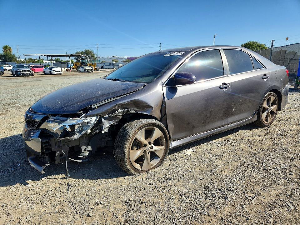 TOYOTA CAMRY 2014 with VIN 4T1BF1FK8EU748089 - Photo from auction