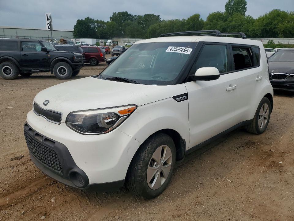 KIA SOUL 2015 with VIN KNDJN2A23F7209587 - Photo from auction