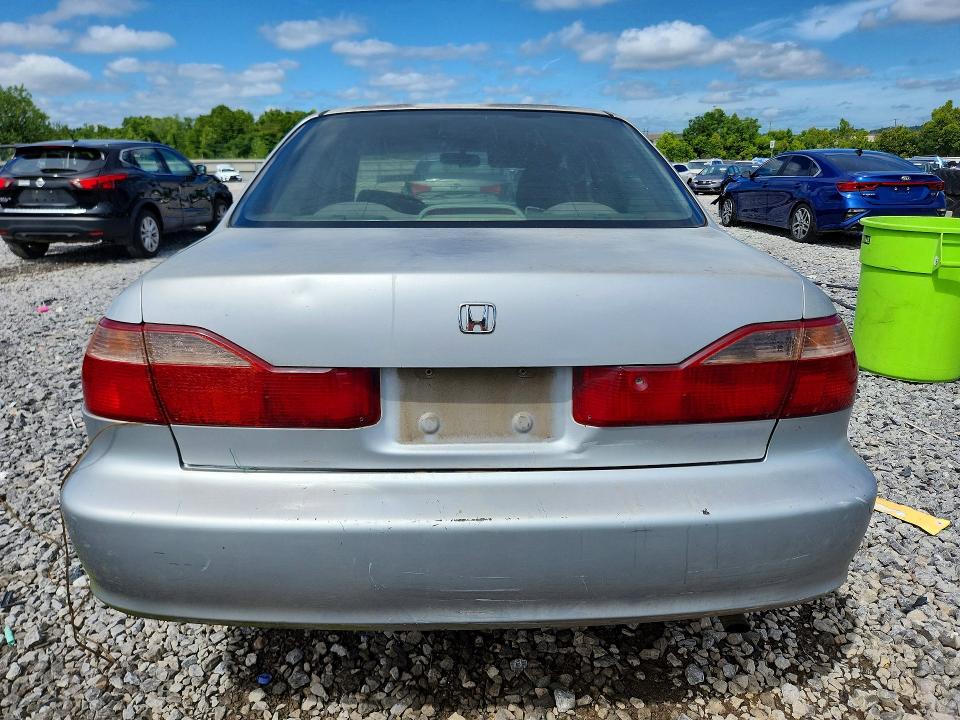 Photo 6 from auction – 2000 HONDA ACCORD with VIN 1HGCG5646YA144403