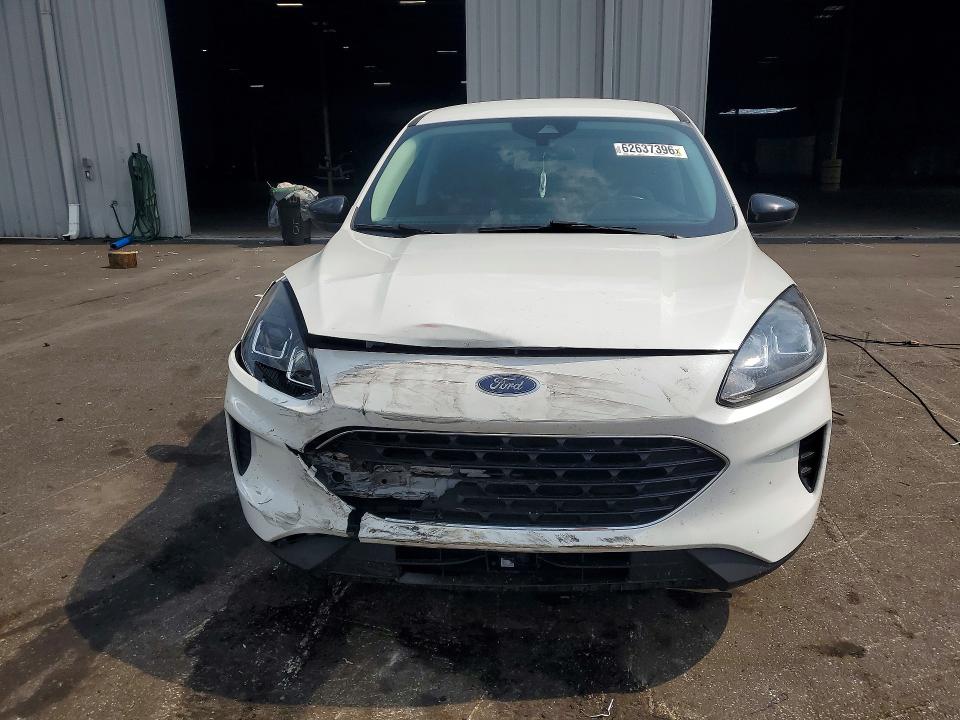 Photo 5 from auction – 2021 FORD ESCAPE with VIN 1FMCU0BZ5MUA94478
