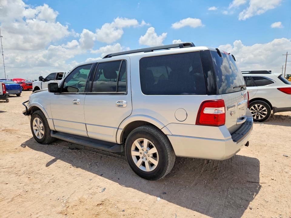 Photo 2 from auction – 2010 FORD EXPEDITION with VIN 1FMJU1F57AEB70504