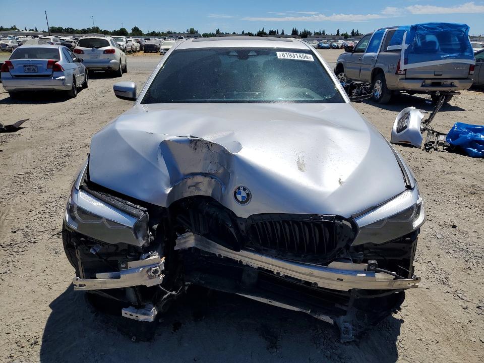 Photo 5 from auction – 2018 BMW 530E with VIN WBAJA9C55JB253346