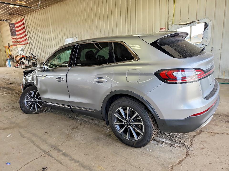 Photo 2 from auction – 2022 LINCOLN NAUTILUS with VIN 2LMPJ8J91NBL15130
